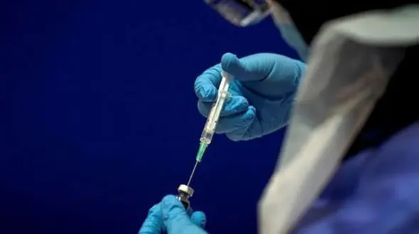 فیلم پرستار ایرانی که از زدن آمپول می ترسد 