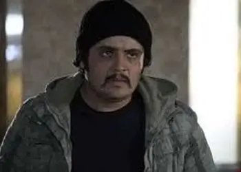 عکس/ سفر در زمان/ کیانوش سریال آوای باران از این رو به آن رو شد!