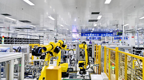 American High-Tech Firms Expand Manufacturing Footprint in China