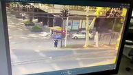 فیلم لحظه تصادف هولناک خودرو با زن ایستاده در خیابان / همه شوکه شدند