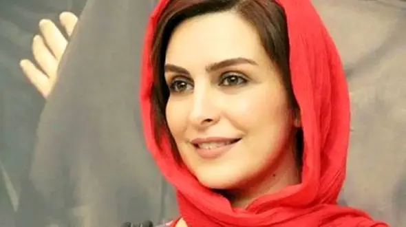 خنده‌های غم‌انگیز زنده‌یاد ماه چهره خلیلی و زهره فکور صبور در دورهمی خانم بازیگران  / چقدر زود فوت کردند و ...