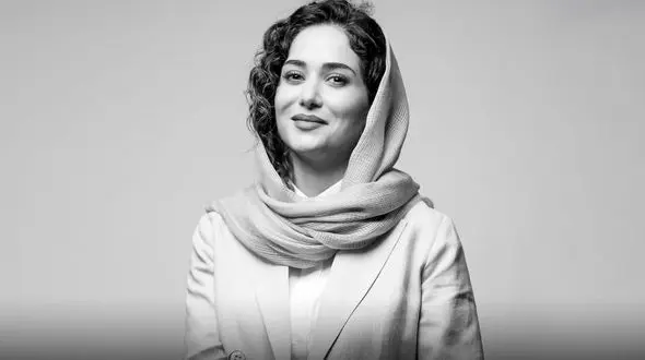 نماهنگ بیخیال با صدای مهدی احمدوند با بازی پریناز ایزدیار و نوید محمد زاده + فیلم 