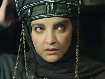 سفر در زمان/ عکس تلما سریال رویای نیمه شب در کنار پیمان معادی؛ سال 1404