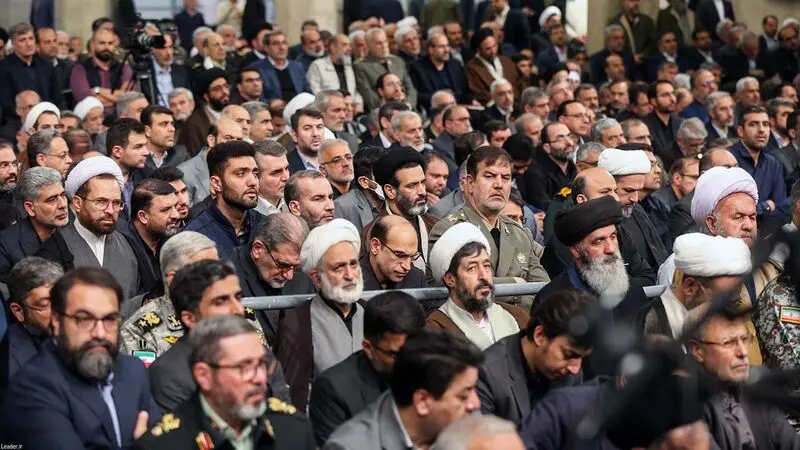 سران قوا، مسئولان و کارگزاران نظام عصر امروز چهارشنبه با رهبر انقلاب اسلامی دیدار کردند. 