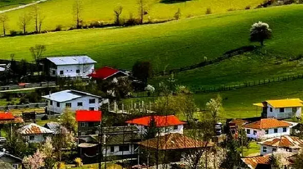 از کلاردشت، بهشت طبیعت ایران تا پل سه بلوطک 