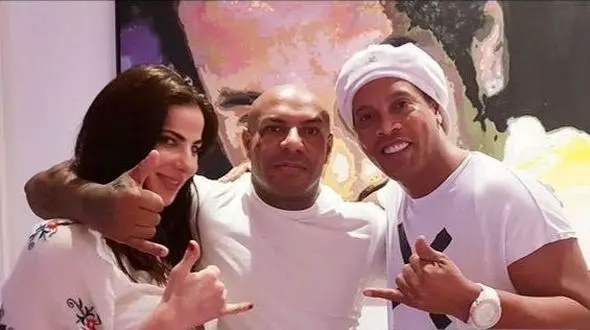 ارتباط عجیب نرگس با خواننده معروف رپ+ تصاویر