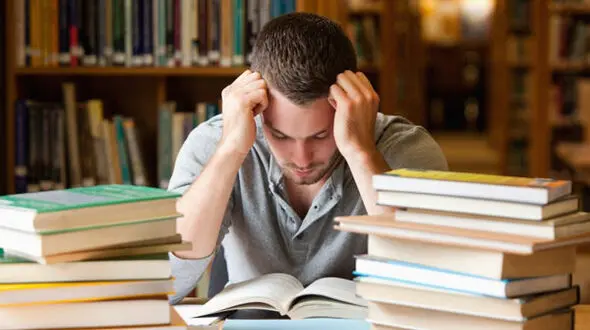 خواندن با صدای بلند بهترین شیوه به خاطر سپردن مطالب درسی
