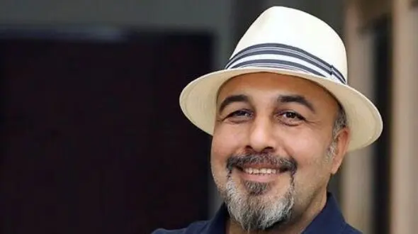 عکس/ سفر به تاریخ؛ «رضا عطاران» در 30 سالگی در ملاقات با «رهبر انقلاب»؛ سال 1377 