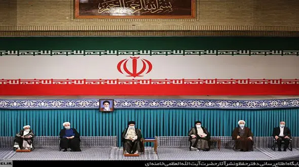 عکس جالب از گروه موزیک مراسم تنفیذ رئیسی