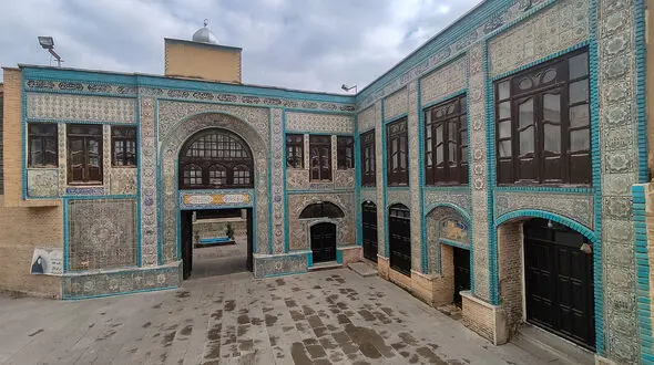 ببینید / تکیه معاون الملک بازتاب هنر معماری ایرانی + فیلم 
