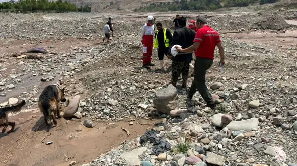 9ساعت جست‌وجو  و پایان دلهره‌آور ماجرای مفقودی کودک در اسفراین + فیلم 