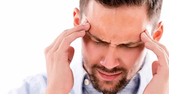 5 عادتی که می‌توانند حملات میگرن را تحریک کند 