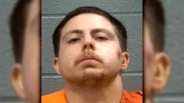 بازداشت بی رحم ترین شیطان امریکا +عکس