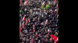 فیلم / احترام نظامی مردم به سومین رهبر انقلاب آیت الله سید مجتبی حسینی خامنه ای