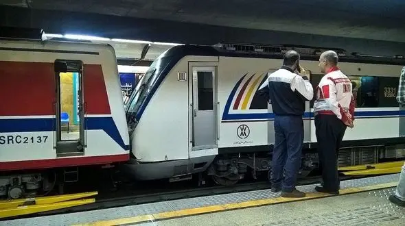 آتش سوزی در ایستگاه مترو جوانمرد قصاب/ مسافران تخلیه شدند