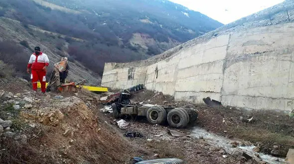 
یک کشته بر اثر واژگونی تریلی در سوادکوه