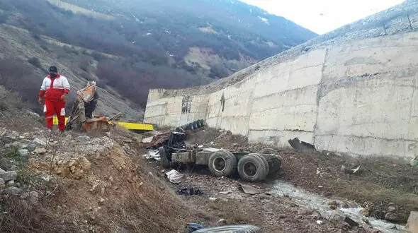 
یک کشته بر اثر واژگونی تریلی در سوادکوه