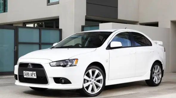 فروش فوری و اقساطی میتسوبیشی لنسر +شرایط 