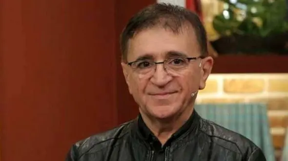 فیلم/ حرف دل دکتر انوشه روانشناس معروف: از یه جایی به بعد ما دیگه خوشحال نمیشیم بی احساس میشیم... 