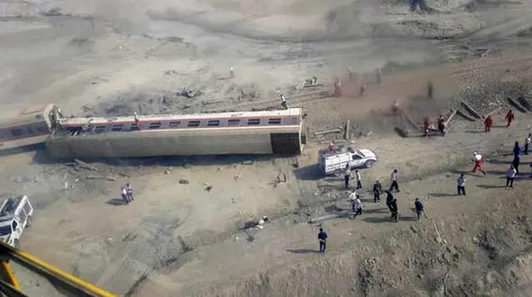 علت اصلی خروج مرگبار قطار یزد از ریل / استاندار یزد از جزئیات جدید گفت + عکس و فیلم 