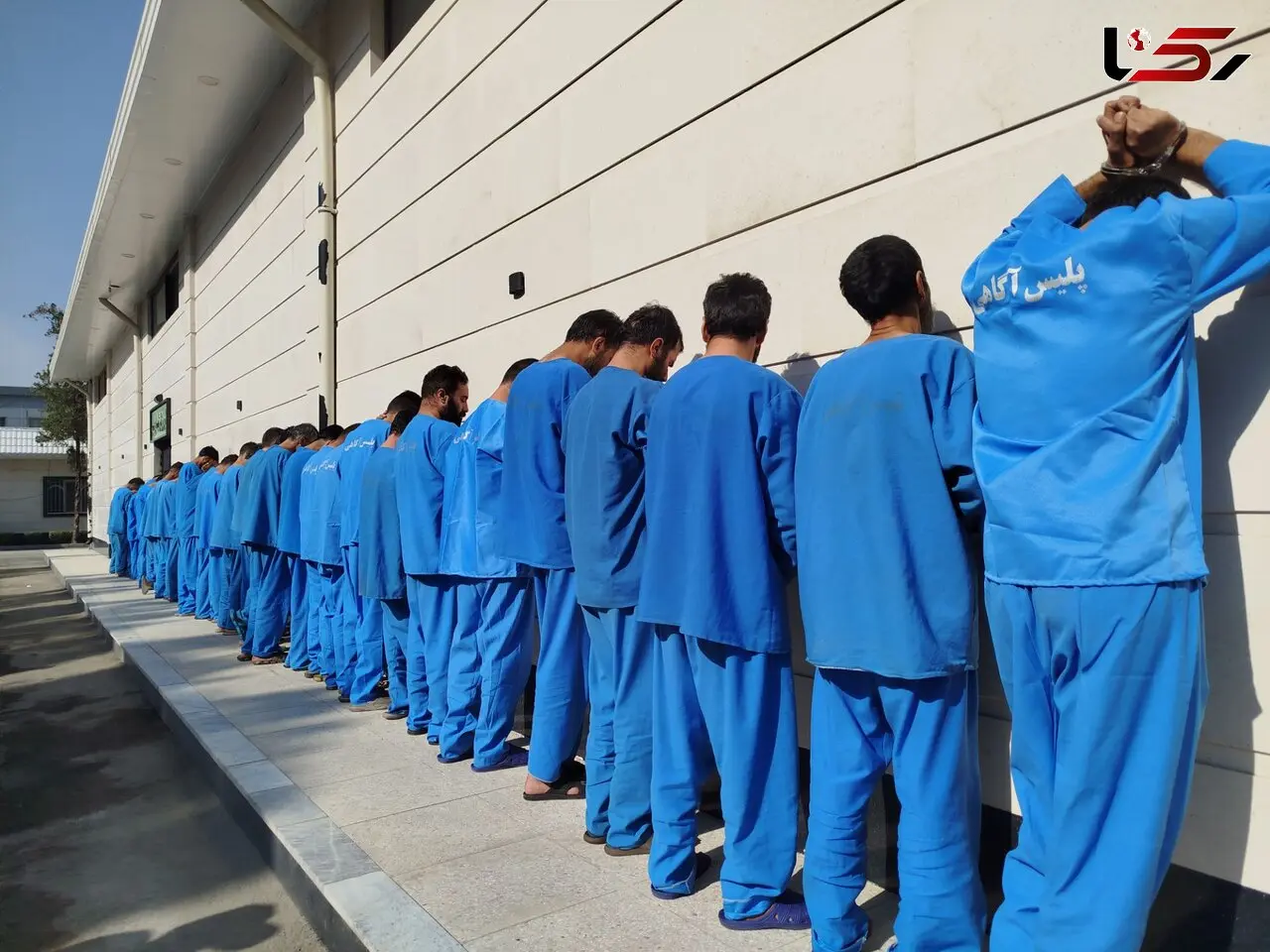 ​انهدام 12 باند و دستگیری 36 سارق در طرح ارتقاء امنیت اجتماعی / دستگیری سارقان قمه به دست از رانندگان اینترنتی