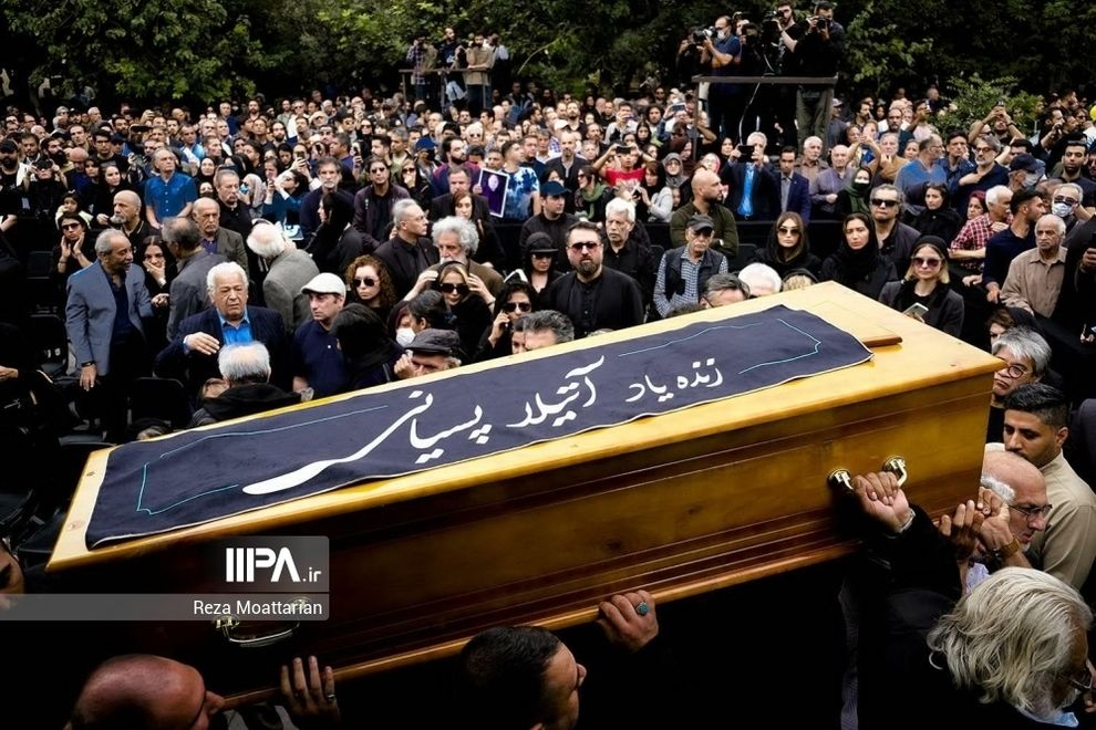 باشکوه‌ترین تشییع جنازه‌های تاریخ ایران نصیب این 10 نفر شد