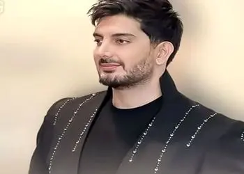 فیلم آواز احساسی / بگردم فرزاد فرزین تو کنسرت برا رفیق از دست رفتش جوری گریه کرد دلت میگیره