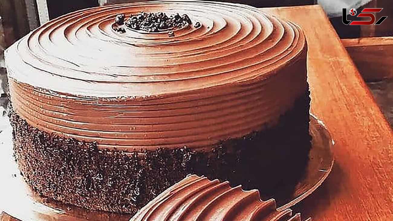 کیک شکلاتی دسر خوشمزه 