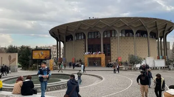 در نظر گرفتن فضایی برای ترنس‌ها