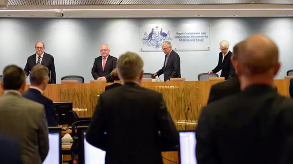 گزارش شرم‌آور از مردان محترمی که کودکان را به خلوتگاه شیطانی می کشاندند+عکس