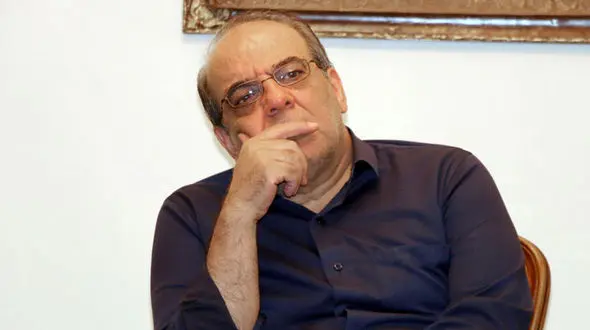 عباس عبدی: تلویزیون صلاحیت هشدار دادن درباره مرگ را ندارد/  صداوسیما را با مسجد اشتباه گرفته‌اند !