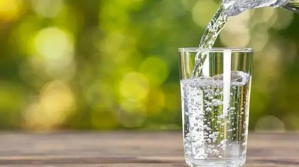 چگونه با 4 ترفند ساده سلامت آب آشامیدنی را تضمین کنیم؟