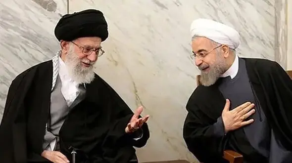 خاطره روحانی از شهید آیت‌الله خامنه‌ای: در جلسه شورای انقلاب گفتند اگر بخواهند کشور را بگیرند، من خودم تفنگم را برمی‌دارم و می‌جنگم تا کشته شوم
