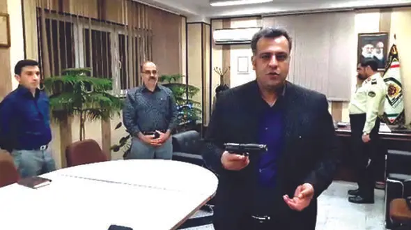 
دادسرای جنایی علیه صدا و سیما اعلام جرم می کند / جنجال های چایی خوردن+ عکس
