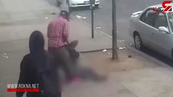 کتک زدن وحشتناک یک مرد توسط یک زورگیر و دزد خیابانی در مقابل مردم+ فیلم