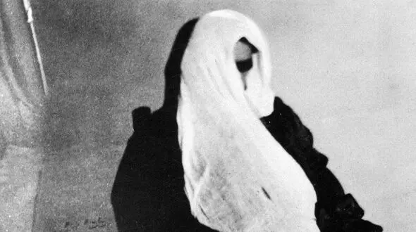  این زن آخرین جادوگر زمین بود / چرا مقامات وحشت کردند !