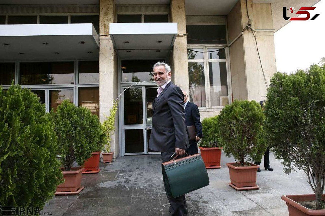 وکیل محمدرضا خاتمی: تقاضای تجدیدنظر به حکم دادگاه می دهیم 