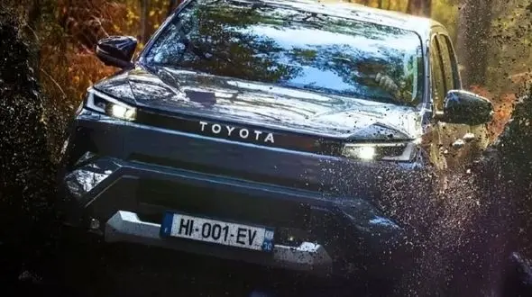 نسخه الکتریکی تویوتا هایلوکس معرفی شد؛ قدرت، تکنولوژی و بهره‌ وری / عکس