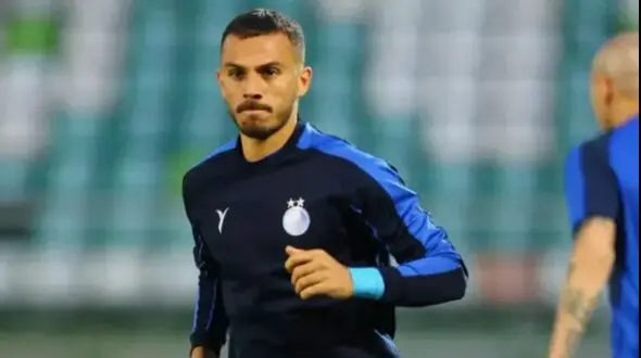 مدافع استقلال عزادار شد!