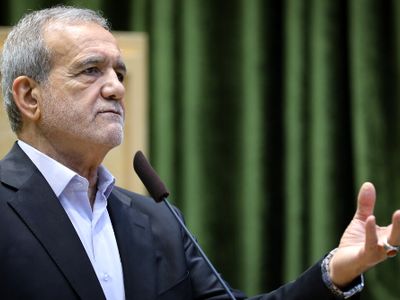 پزشکیان درباره قانون عفاف و حجاب به اعضای خبرگان چه گفت؟/ اگر احساس کنم با اقدامی وحدت ملی خدشه‌دار می‌شود، آن کار را نمی‌کنم