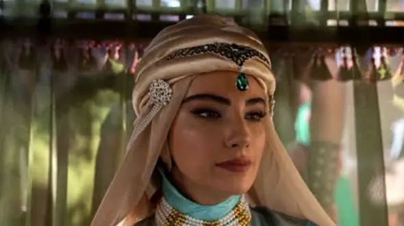 محیا دهقانی: نخواستم ماه منیر صرفا یک بانوی زیبا باشد 