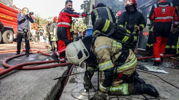 حادثه جگر سوزبرای سه آتش نشان فداکار که به دل دود و آتش زدند / غم و ماتم کرمانی ها برای محسن میر شکار 