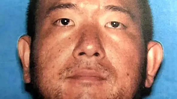 خودکشی پدر  پس از سلاخی کردن دختران دوقلویش + عکس