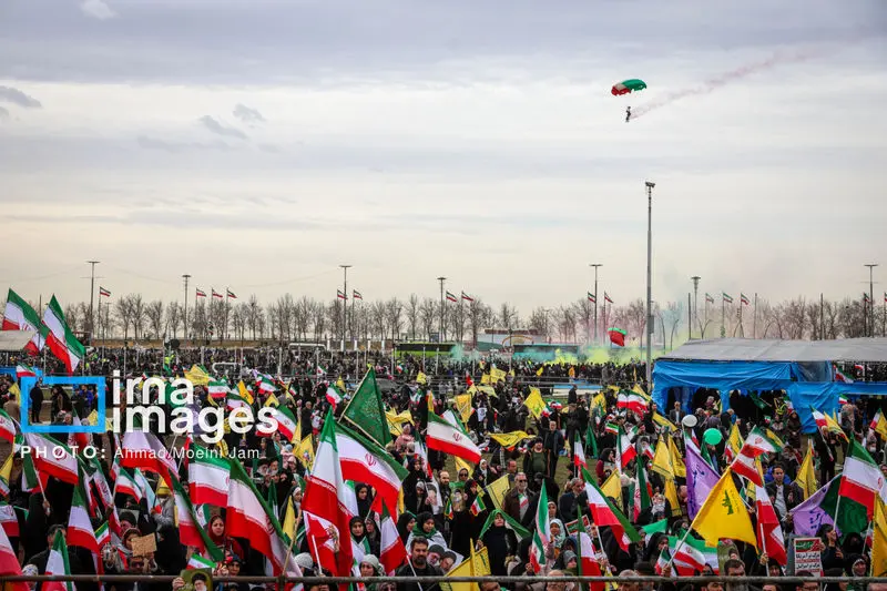 حضور مردم ایران در راهپیماتیی 22 بهمن 1404