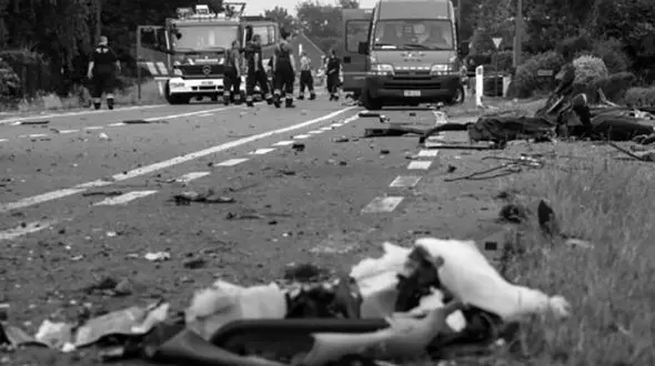 فیلم / لحظه پودرشدن شاسی بلند در تصادف مرگبار / آمریکا