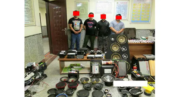 رازگشایی از بازار سیاه دزدان در اینترنت+عکس 