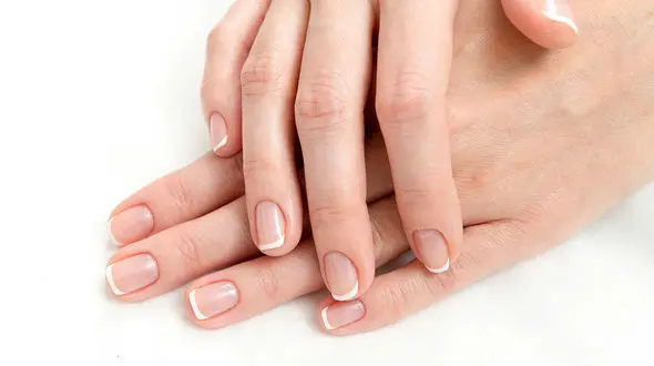 7 دلیل پیر شدن دست‌ها