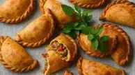 آموزش مرحله‌ به‌ مرحله پیراشکی گوشت تازه و خوش‌عطر