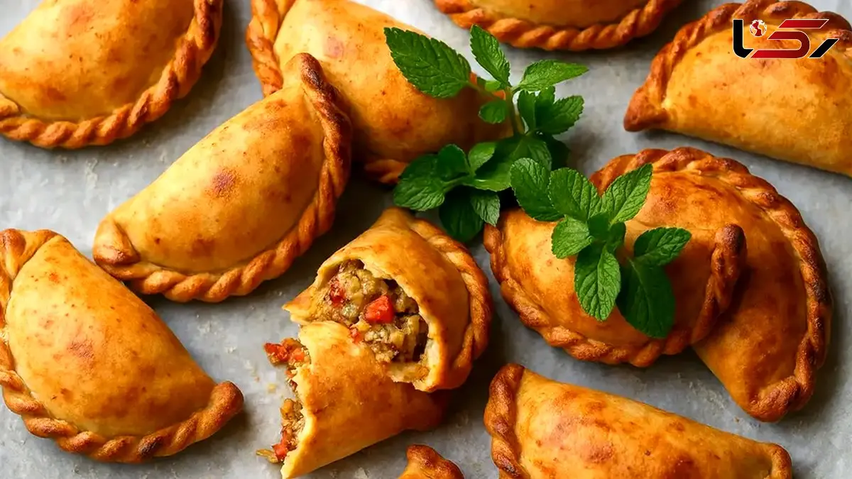 آموزش مرحله‌ به‌ مرحله پیراشکی گوشت تازه و خوش‌عطر