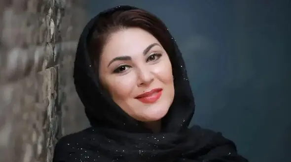 رونمایی از شوهر جذاب و جنتلمن لاله اسکندری، نازنین بانوی سریال بامداد خمار / اولین رونمایی توسط خانم بازیگر شیک تلویزیون 